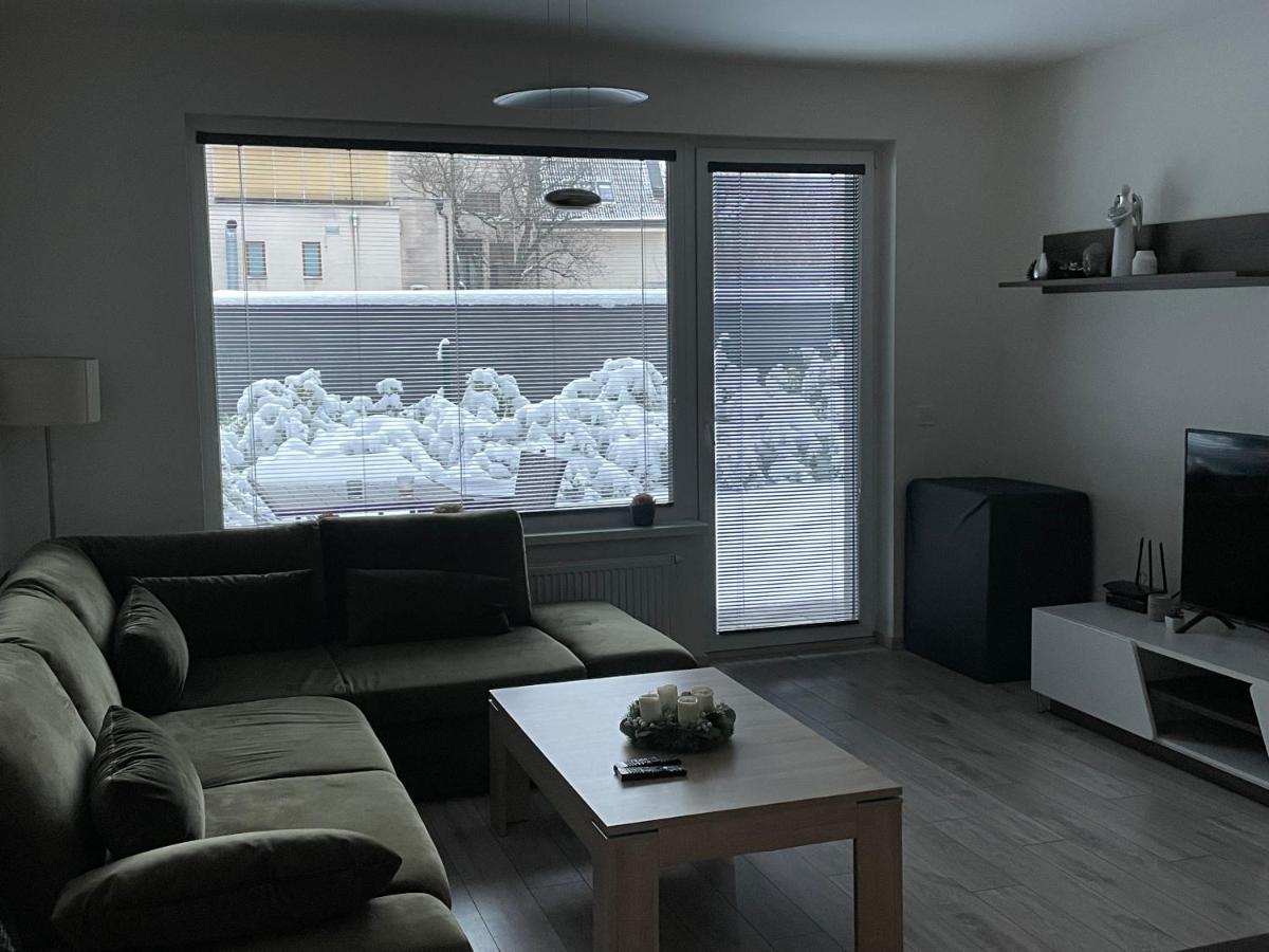 Garden Apartman Radnica - Private Parking Included Kosice Luaran gambar